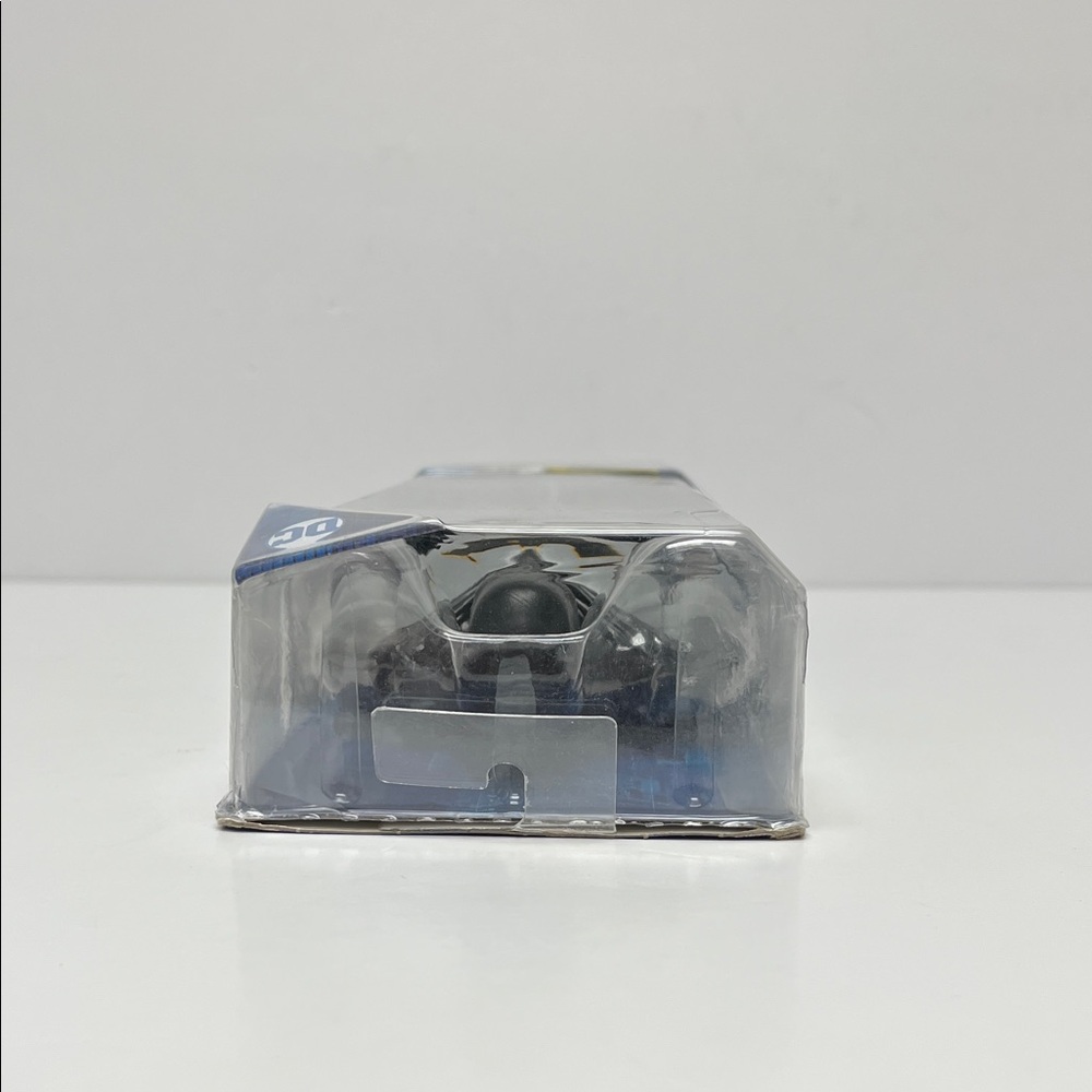 Batman Action Figure - NEW! - Picture 6 of 11